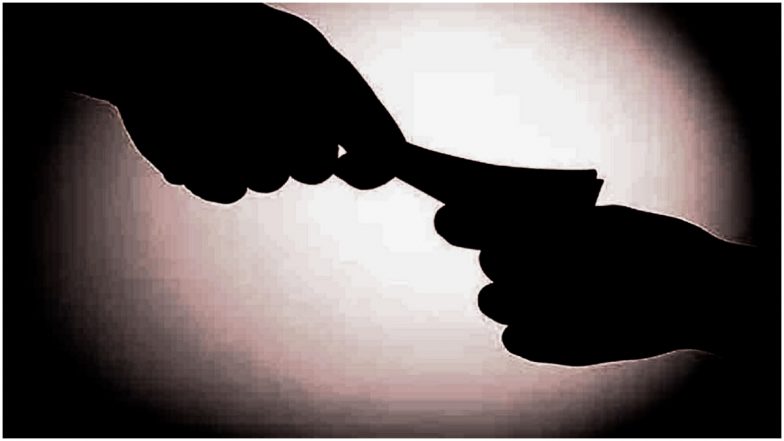 Ahmednagar News: अभियंताने घेतली 1 कोटी रुपयाचीं लाच, लाचलुचपत प्रतिबंधक विभागाकडून दोघांना अटक, अहमदनगर येथील घटना
