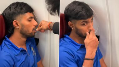 Surya Kumar Yadav ने जेव्हा विमानात गाढ झोपेत असताना Tilak Varma ची केली गंमत (Watch Video)