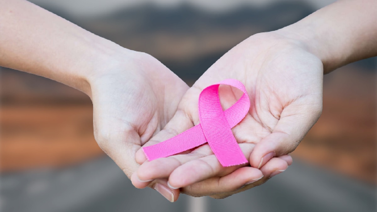 Breast Cancer च्या निदानात मोठं पाऊल; अंध महिलांच्या स्पर्शज्ञानाने कॅन्सरची गाठ सुरूवातीच्या टप्प्यातच ओळखणं शक्य!