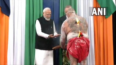 PM Narendra Modi at Qudos Bank Arena: पंतप्रधान नरेंद्र मोदी यांचे कुडोस बँक एरिना येथे पारंपरिक पद्धतीने स्वागत (Watch Video)