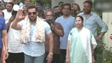 Actor Salman Khan ने घेतली Kolkata मध्ये  West Bengal CM Mamata Banerjee यांची भेट (Watch Video)