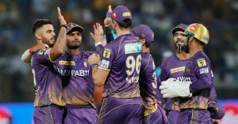 SRH vs KKR, Live Score Update: रोमहर्षक सामन्यात कोलकाताने सनरायझर्स हैदराबादचा 5 धावांनी केला पराभव, शार्दुल ठाकूर आणि वैभव अरोरा यांनी घातला बॉलने धुमाकूळ