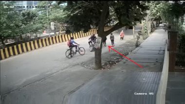 Noida Shocker: तरुणीला भररस्त्यात 'बॅड टच' करुन दुचाकीस्वार फरार; घटना सीसीटीव्हीत कैद (Watch Video)