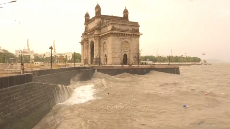 High Tide Timings in Mumbai Today: बिपरजॉय चक्रीवादळ शक्तीशाली; पहा मुंबईतील आजच्या भरती-ओहोटी च्या वेळा