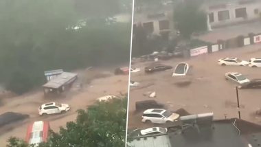 Cars Washed Away in China Video: मेंटौगुमध्ये मुसळधार पावसामुळे आलेल्या पूरात अनेक वाहने गेली वाहून, पाहा व्हिडिओ