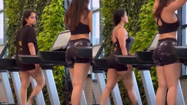 Hot Girl's In Gym: जिममध्ये सेक्सी कपड्यांवरून दोन महिलांमध्ये मत्सर; एकीचे हॉट कपडे पाहून दुसरीने काढला आपला टी शर्ट (Watch Video)