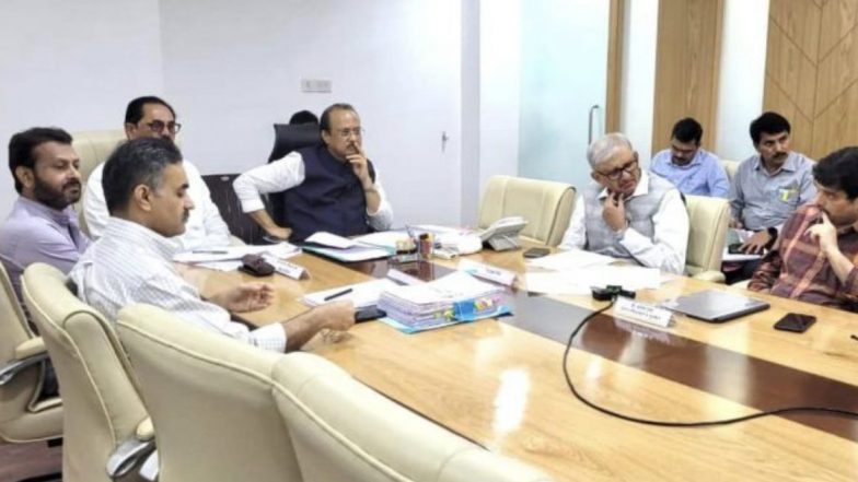 Rehabilitation of Heavy Rains and Floods Victims: अतिवृष्टी आणि पूरग्रस्तांच्या मदत व पुनर्वसनासाठी सरकार सरसावले;  युद्धपातळीवर काम सुरु, जाणून घ्या मिळणारी मदत