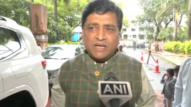 Ashok Chavan on speculation to support BJP: अशोक चव्हाण यांनी फेटाळले भाजपाला समर्थन देण्याचं वृत्त