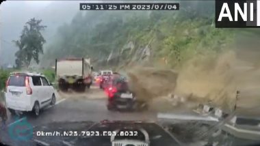 Rock Crushes Cars Video: कोसळलेल्या दगडाखाली चिरडल्या दोन कार, कळजाचा ठोका चुकवणारा व्हिडिओ, नागालँड येथील भूस्खलन कॅमेऱ्यात कैद