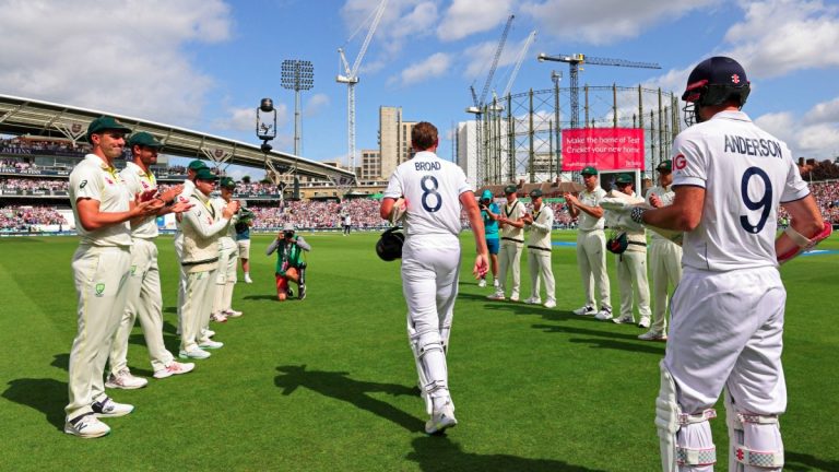 Stuart Broad Retirement: स्टुअर्ट ब्रॉडला अशा प्रकारे इंग्लंड आणि ऑस्ट्रेलियाने दिला निरोप, मैदानात झाला टाळ्यांचा कडकडाट (Watch Video)