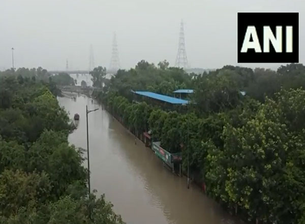 Delhi Yamuna Flood: दिल्लीतील पुरपरिस्थीती पाहता, दिल्ली सरकार सज्ज, सखल भागात शाळेला सुट्टी