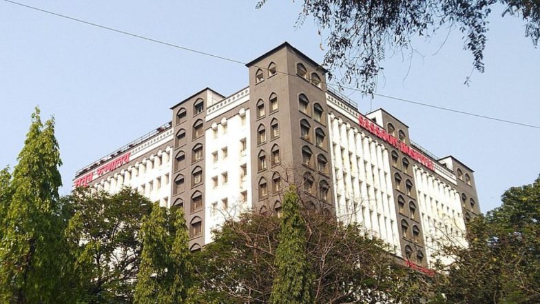 Pune Porsche Car Incident: ससून रूग्णालयाचे डीन डॉ विनायक काळे सक्तीच्या रजेवर; अतिरिक्त कार्यभार डॉ. चंद्रकांत म्हस्के यांच्याकडे