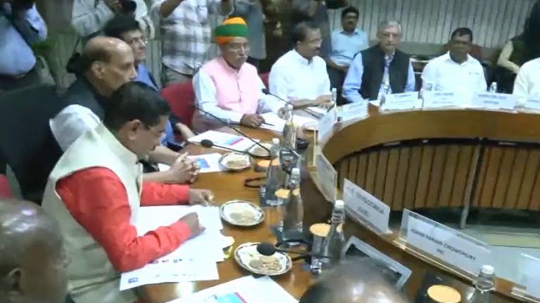 Parliament All Party Meeting: संसदेच्या विशेष अधिवेशनापूर्वी दिल्लीत सर्वपक्षीय बैठक सुरू