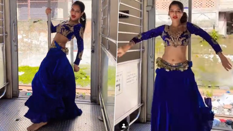 Belly Dancing Inside Mumbai Local Train: चालत्या मुंबई लोकल मध्ये तरूणीच्या Belly Dance चा व्हिडिओ वायरल; नेटकर्‍यांनी वेधलं पोलिसांचं लक्ष