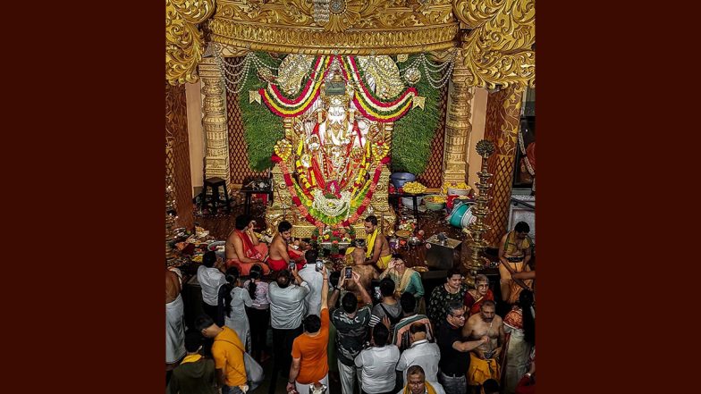 Ganeshotsav 2023: GSB Seva Mandal, King's Circle चा यंदा  विमा 360 कोटींचा; 66 किलो सोनं, 295 किलो चांदीने मढतो बाप्पा