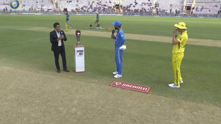 IND vs AUS 1st ODI Live Toss Update: भारताने ऑस्ट्रेलियाविरुद्ध नाणेफेक जिंकून प्रथम गोलंदाजी करण्याचा घेतला निर्णय, पहा दोन्ही संघाची प्लेइंग 11