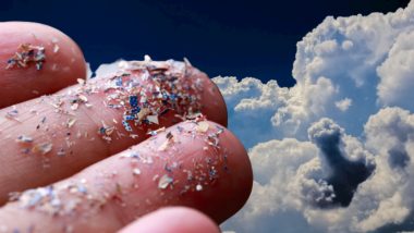 Microplastics In Clouds: ढगांमध्ये प्रथमच आढळले मायक्रोप्लास्टिक, जपानी संशोधकांकडून पर्यावरणीय प्रभावाबद्दल चिंता व्यक्त