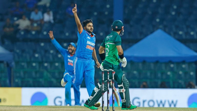 IND vs PAK Asia Cup 2023 Live Score Update: भारताला मिळाली तिसरी विकेट, शार्दुल ठाकुरने मौहम्मद रिजवान केले बाद