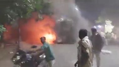 Burning Bus Video: भरधाव एसटी बसने अचानाक घेतला पेट, परळी येथील घटना, व्हिडिओ व्हायरल