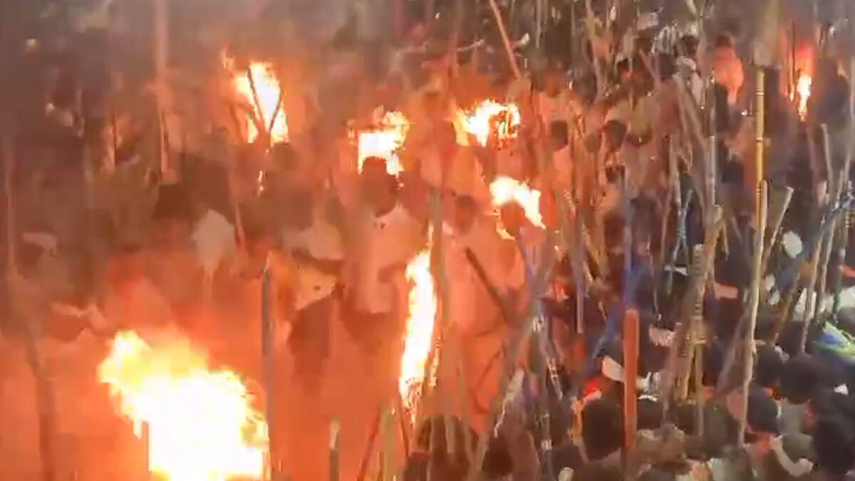 Devaragattu Bunny Festival 2023: आंध्र प्रदेशात लाठी लढाई उत्सवात 3 ठार, 90 हून अधिक जखमी