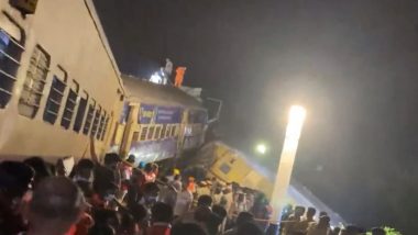 Andhra Pradesh Train Accident: आंध्र प्रदेशमध्ये ट्रेनचा भीषण अपघात; दोन प्रवासी गाड्यांची धडक, 6 ठार, 30 पेक्षा जास्त लोक जखमी (Video)