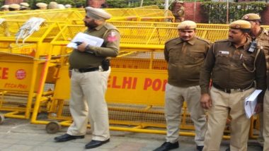 Delhi Police Raids Newsclick Office: दिल्ली पोलिसांकडून न्यूजक्लिक वेबसाईट निधी प्रकरणी छापेमारी; अभिसार शर्मा, अनिंद्यो चक्रवर्ती यांच्याह अनेक पत्रकारांच्या घरावर छापे