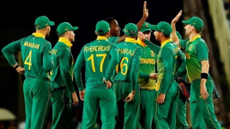 AUS vs SA CWC 2023 Semi Final 2 Live Update: ऑस्ट्रेलियाचा अर्धा संघ पॅव्हेलियनमध्ये परतला, ग्लेन मॅक्सवेलला तबरेझ शम्सीने केले बाद