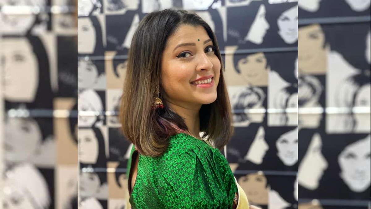 Tejaswini Pandit यांचे 'X' (ट्विटर) अकाऊंट टार्गेट, राजकीय दबावामुळे 'ब्लू टीक' गायब झाल्याचा आरोप