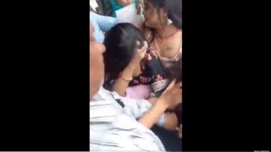 DTC Bus Fight:  दिल्ली डीटीसी बसमध्ये महिला प्रवाशांमध्ये आसन पकडण्यावरुन  हाणामारी (Video Viral)