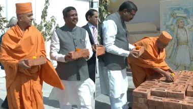 Dharmendra Pradhan Visits The BAPS Hindu Mandir: केंद्रीय मंत्री धर्मेंद्र प्रधान यांनी अबुधाबी येथील BAPS हिंदू मंदिराला दिली भेट, Watch Video