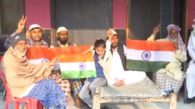 IND vs AUS World Cup Final: मोहम्मद शमीच्या अमरोहा येथील गावात ऑस्ट्रेलियाविरुद्धच्या ICC विश्वचषकाच्या अंतिम सामन्यात टीम इंडियाच्या विजयासाठी प्रार्थना, Watch Video