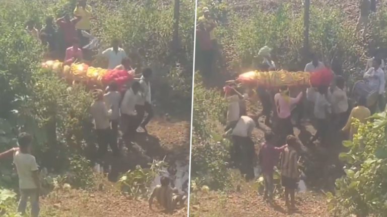 Dance During Funeral Video: अंत्ययात्रेत वाजला डीजे, खांदेकरीही नाचले... हा धक्कादायक व्हिडिओ व्हायरल