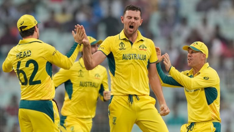 AUS vs SA CWC 2023 Semi Final 2 Live Update: दक्षिण आफ्रिकेच्या 24 धावांत पडल्या चार विकेट, मिचेल स्टार्क-जोश हेझलवूडची घातक गोलंदाजी