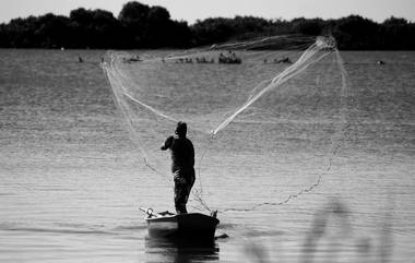 Fishing boat capsized in Sindhudurg: मालवणमध्ये मासे पकडण्यासाठी गेलेली बोट समुद्रात उलटली; 3 जणांचा मृत्यू