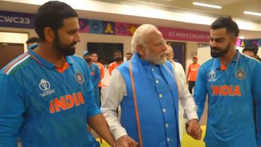 PM Modi Meeting Team India In Dressing Room Video: वर्ल्ड कपच्या फायनल मधील पराभवानंतर टीम इंडियाचं मनोधैर्य उंचावण्यासाठी ड्रेसिंग रूम मध्ये PM Modi आले तेव्हा... ( Watch Video)