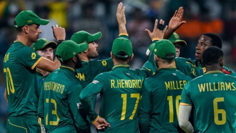 AUS vs SA CWC 2023 Semi Final 2 Live Update: ऑस्ट्रेलियन संघाला सहावा धक्का बसला, स्टीव्ह स्मिथ पॅव्हेलियनमध्ये परतला