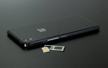 New SIM Card Rules Effective December 1: नवीन सिम कार्ड खरेदीसाठी 1 डिसेंबरपासून नवे नियम लागू; घ्या जाणून