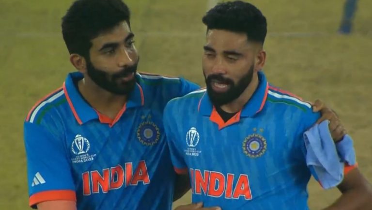 Mohammed Siraj Crying Video: विश्वचषकातल्या पराभवानंतर भावूक झाला मोहम्मद सिराज, अश्रू झाले अनावर (Watch Video)