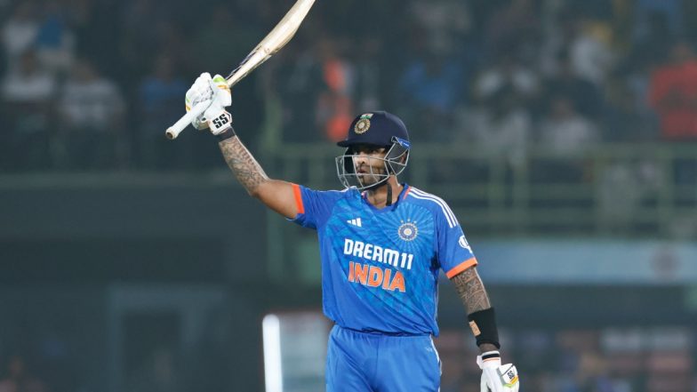 IND vs AUS 4th T20: सूर्यकुमार यादव ग्लेन मॅक्सवेलचा मोठा विक्रम मोडणार, फक्त चौथ्या टी-20 सामन्यात करावे लागेल हे काम