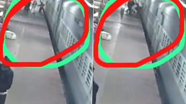 गया रेल्वे स्थानकामध्ये  GRP जवानांनी दोन महिलांना दिलं जीवनदान; CCTV मध्ये घटना कैद