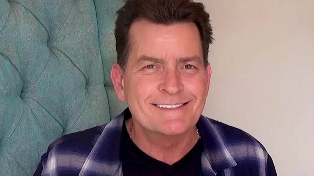 Charlie Sheen Attacked With Deadly Weapon: हॉलिवूड अभिनेता चार्ली शीनवर प्राणघातक शस्त्राने हल्ला, संशयिताला अटक