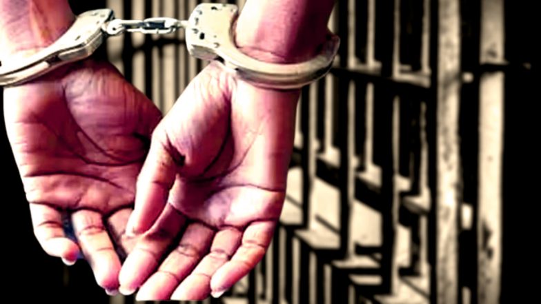 Cheque Bounce Cases: चेक बाऊन्स आणि फसवणूक प्रकरणात कायदेशीर सवलीचे आमिष दाखविणाऱ्यास अटक