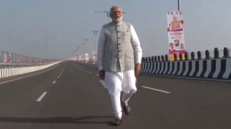 PM Narendra Modi आज महाराष्ट्र दौऱ्यावर;  सोलापूर मध्ये विकासकामांचं भूमिपूजन, लोकार्पण होणार