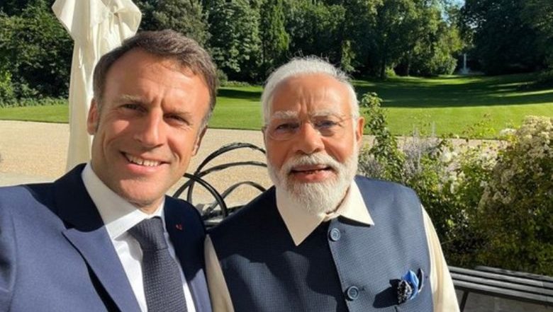 French President Macron आज जयपूरच्या दौर्‍यावर; PM Narendra Modi यांच्यासोबत करणार रोड शो