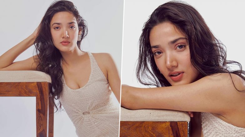 Medha Shankar Hot Pics: अभिनेत्री मेधा शंकरने सोशल मीडियावर शेअर केले हटके फोटो, चाहते झाले घायाळ