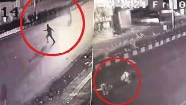 Pune Accident: रस्ता ओलांडताना तरुणाला भरधाव दुचाकीची धडक, अपघाताचा Video कॅमेऱ्यात कैद
