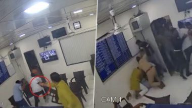 Ulhasnagar Firing Video: उल्हासनगर पोलीस ठाण्यात भाजप आमदार गणपत गायकवाड यांनी शिवसेना नेत्यावर केलेल्या गोळीबाराचा व्हिडिओ व्हायरल, पहा