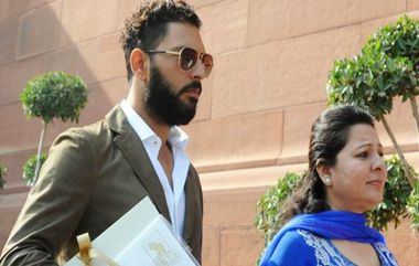 Theft In Yuvraj Singh's Mother House: माजी क्रिकेटर युवराज सिंगच्या आईच्या घरी चोरी, आई शबनमने 2 जणांवर व्यक्त केला संशय