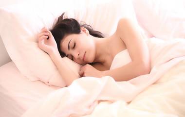 Women Need More Sleep Than Men: स्त्रियांना पुरुषांपेक्षा जास्त झोपेची आवश्यकता असते; संशोधनात खुलासा