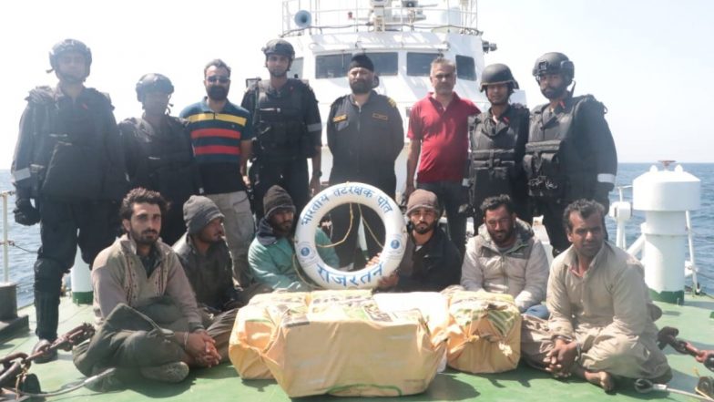 Drug Case: अंमली पदार्थांच्या तस्करांवर अरबी समुद्रात मोठी कारवाई; गुजरातच्या पोरबंदरमध्ये 480 कोटी रुपयांचे ड्रग्ज जप्त, 6 पाकिस्तानी नागरिकांना अटक